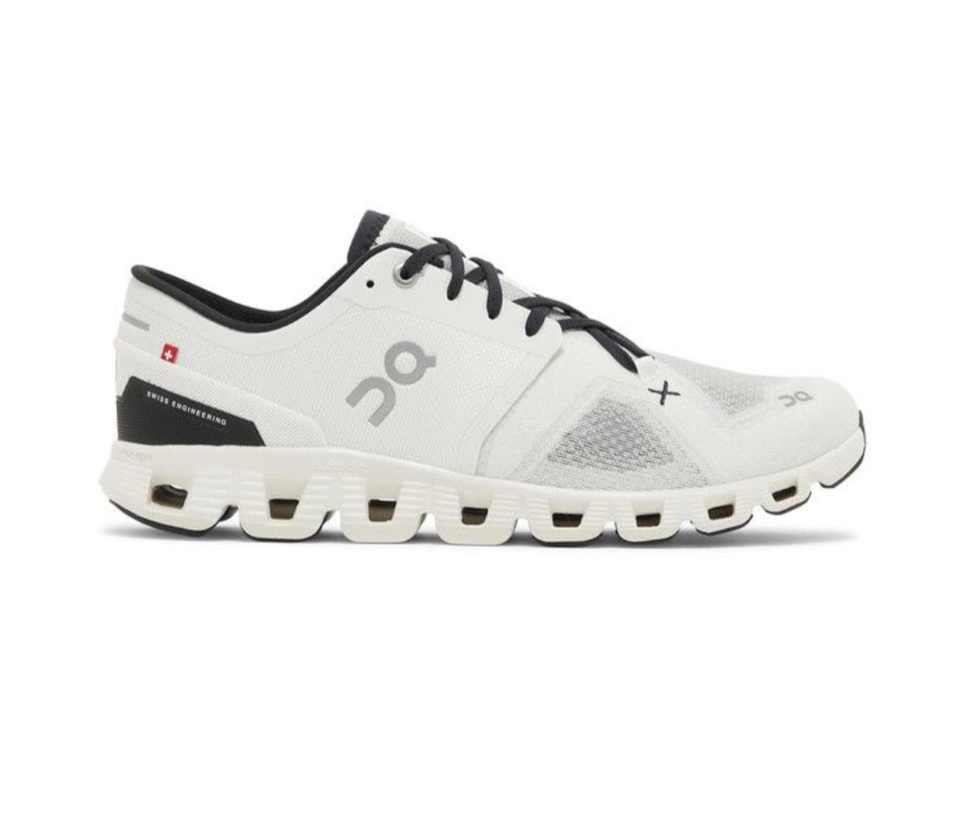 ON Cloud X 3 'lvory Black'